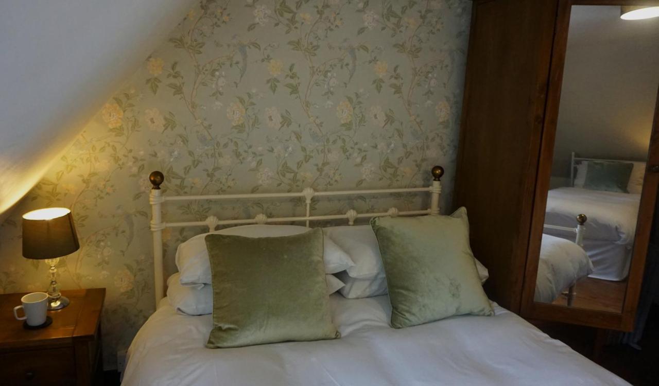 רות'ם The Bull Hotel Maidstone/Sevenoaks מראה חיצוני תמונה