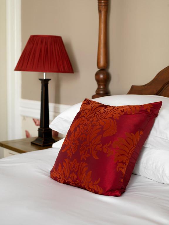רות'ם The Bull Hotel Maidstone/Sevenoaks חדר תמונה