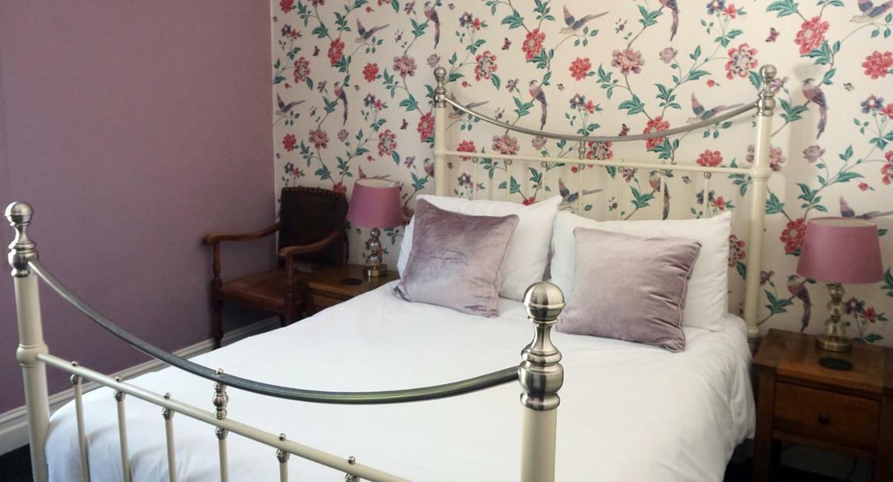 רות'ם The Bull Hotel Maidstone/Sevenoaks מראה חיצוני תמונה